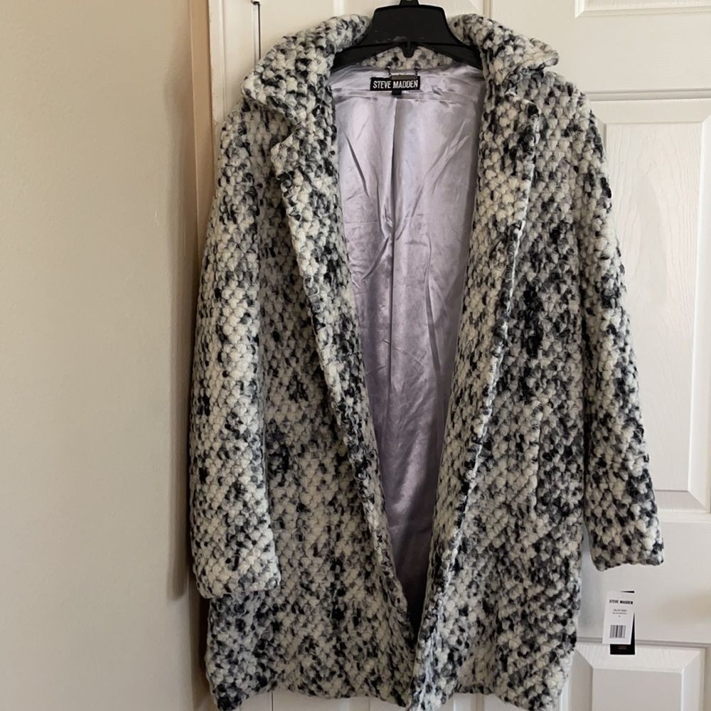 Steve Madden Black/White Coat size M - Picture 9 of 9